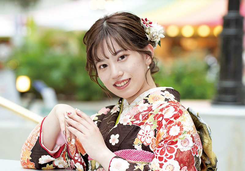 振袖に合うチークのメイク